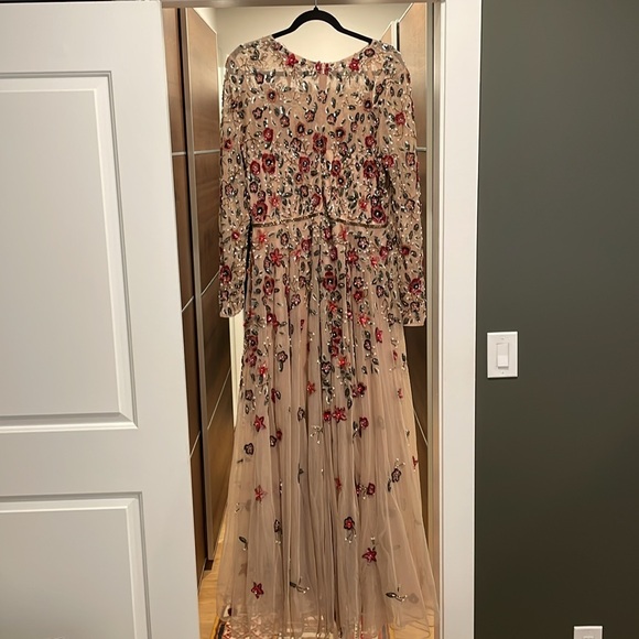 Mac Duggal Floral Sequin Gown - Picture 5 of 6